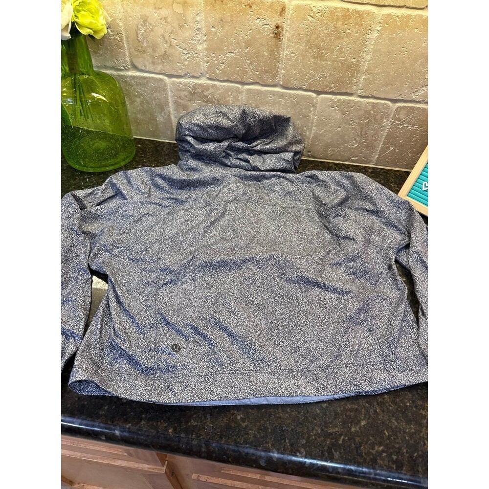 Lululemon I Put A Shell On You Lightweight Cropped Jacket Women’s SZ 6 - Picture 5 of 11